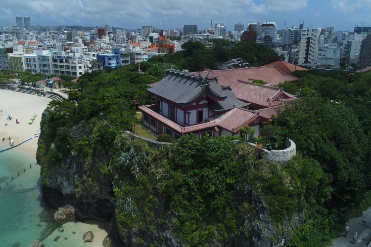 波上宮（那覇のパワースポット）