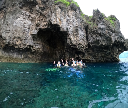スカイマークで行く！青の洞窟シュノーケリングツアー付