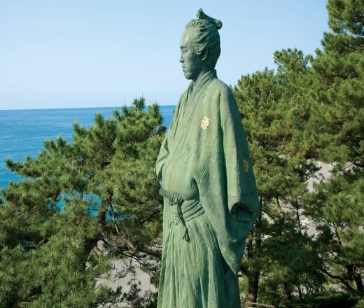 高知のレンタカー付フジドリーム（ＦＤＡ）ツアーを見る